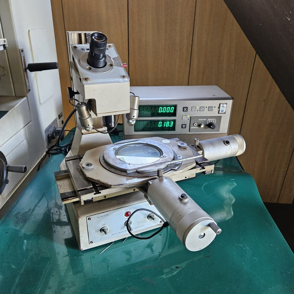 Mitutoyo TM-111 Precision Microscope OPTOEYE A2 OPT2-12R [v1194139098]
