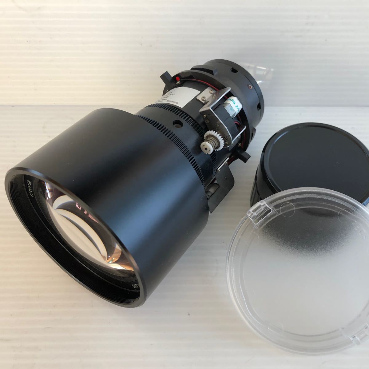 Panasonic ET-DLE150 Short Throw Lens for PT-DW830K DX610S DX800S RZ970 [z28366854]