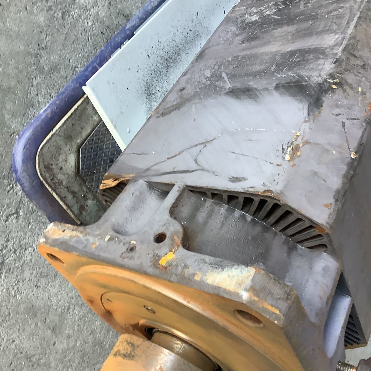 FANUC A90L-0001-0546 Servo Motor 200VAC 200kg (for parts or not working) [l1078812941]