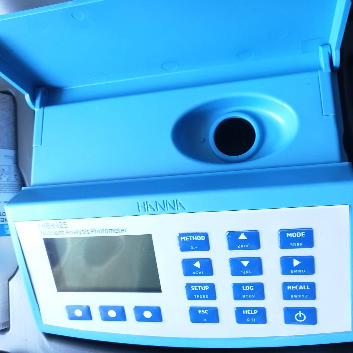 Hanna Instruments HI 83325 Tabletop Absorption Photometer [e1091251953]