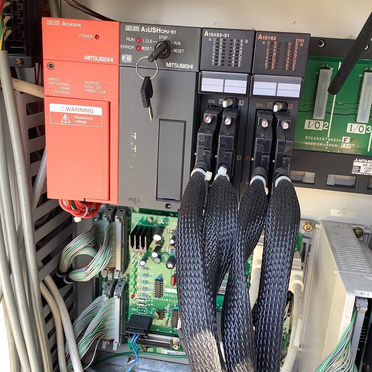 Control Panel with Casters 120cm Height 40cm Width 78cm Length 200kg Weight [l1099983292]