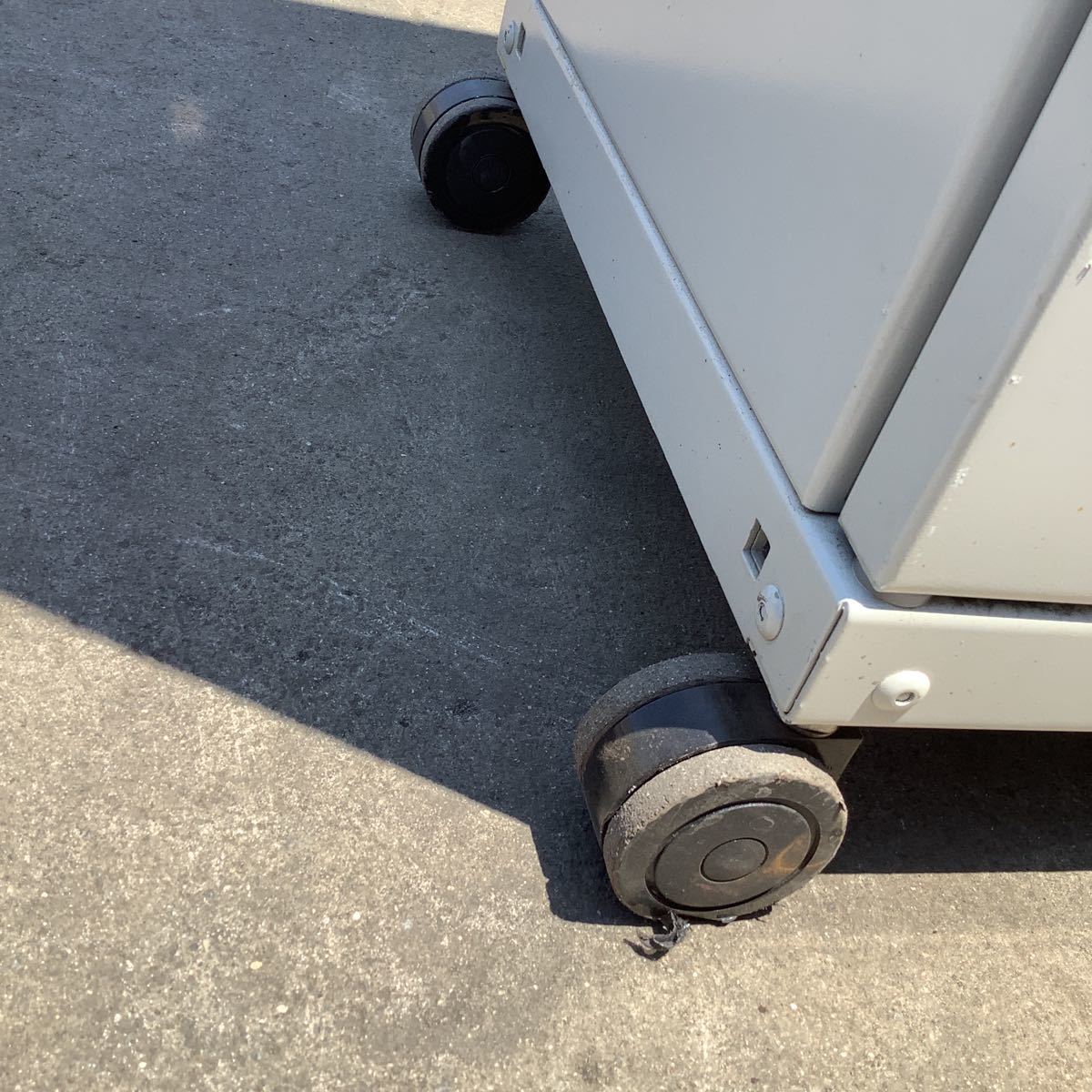 Control Panel with Casters 120cm Height 40cm Width 78cm Length 200kg Weight [l1099983292]