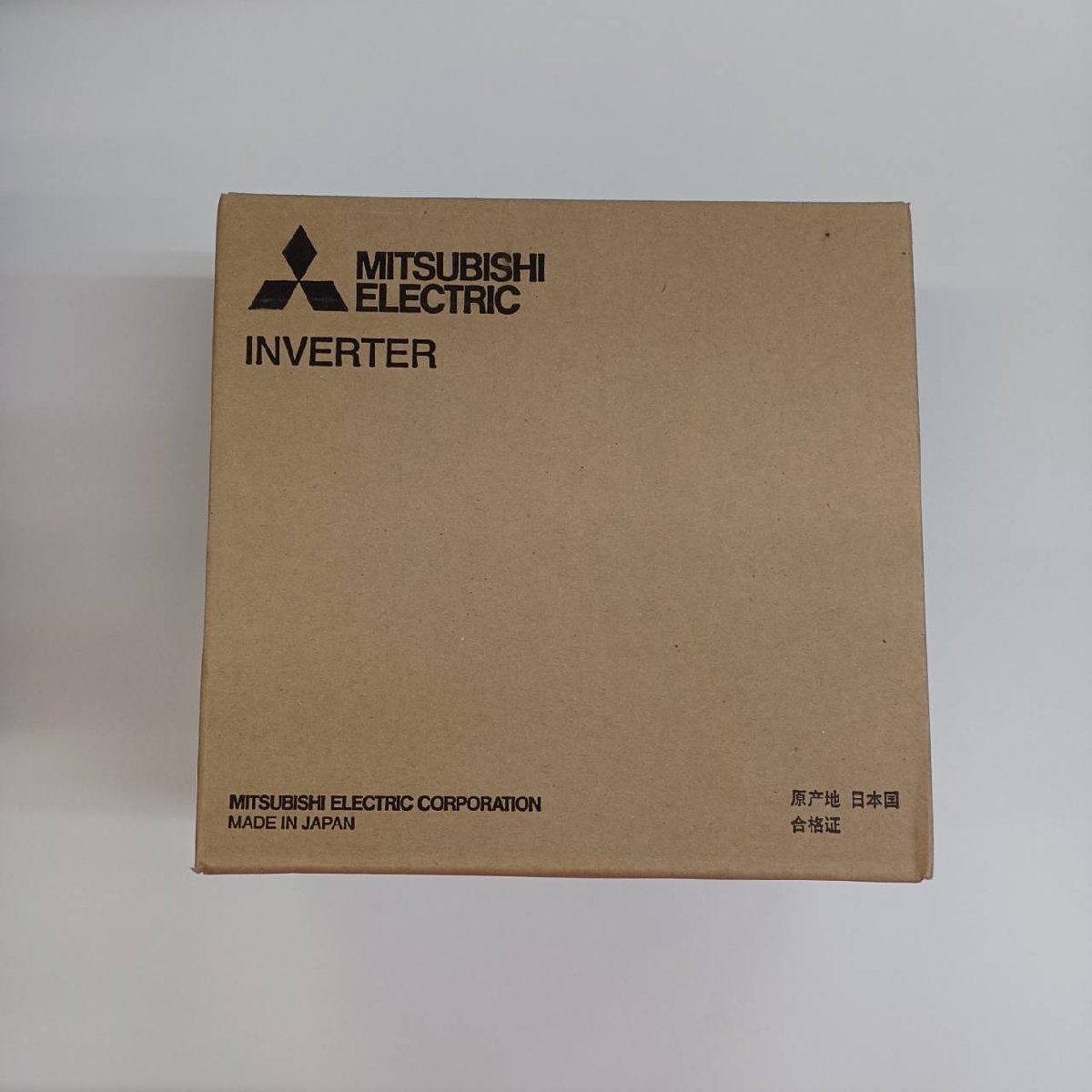 Mitsubishi Electric FR-E820-2.2K-1 Inverter FREQROL-E800 Series 3-Phase 200V [m1105365745]