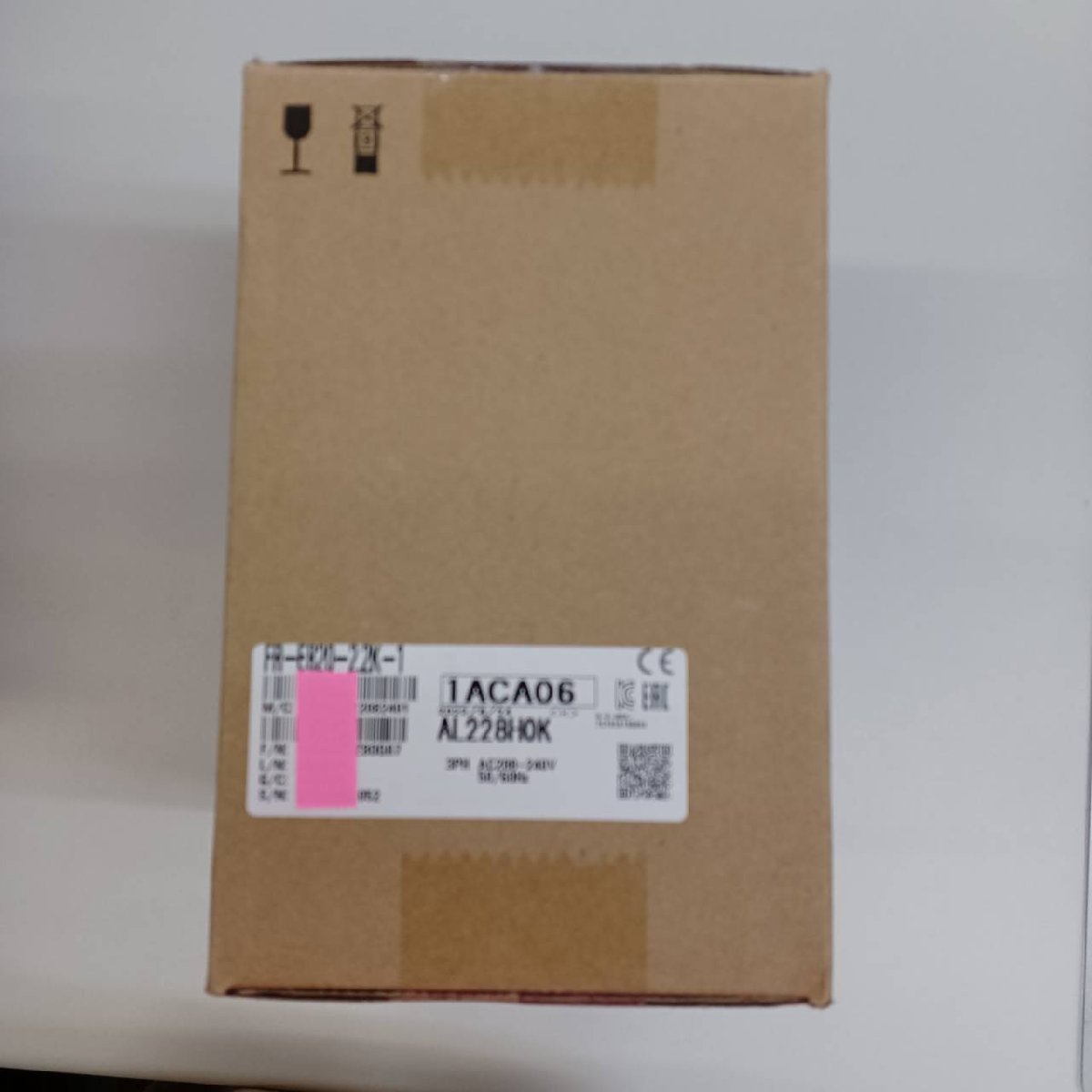Mitsubishi Electric FR-E820-2.2K-1 Inverter FREQROL-E800 Series 3-Phase 200V [m1105365745]