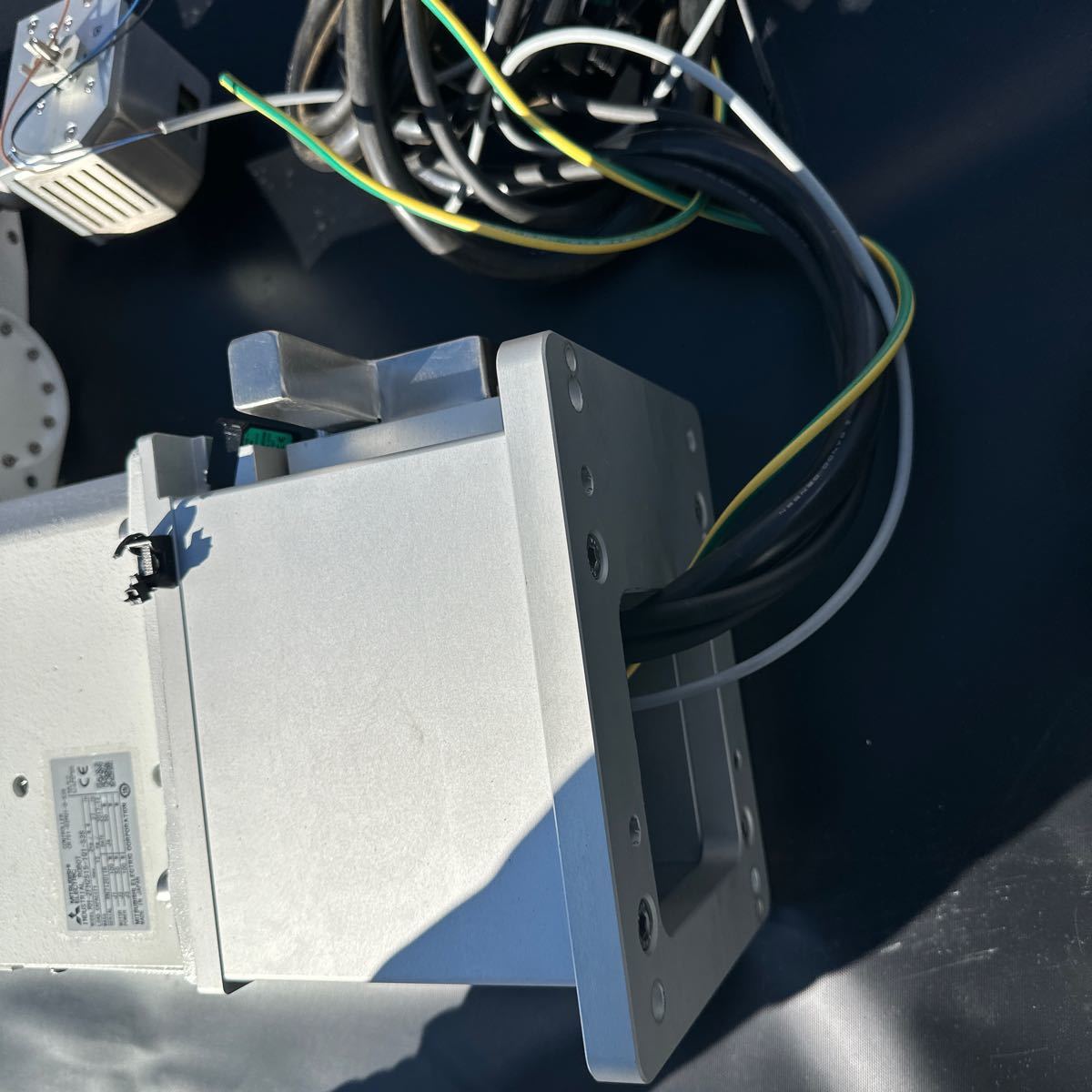 Mitsubishi Electric RH-2FH2515-1Q1-S36 Robot with CR751-Q Controller [k1121673619]