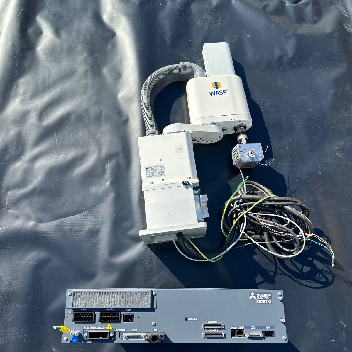 Mitsubishi Electric RH-2FH2515-1Q1-S36 Robot with CR751-Q Controller [k1121673619]