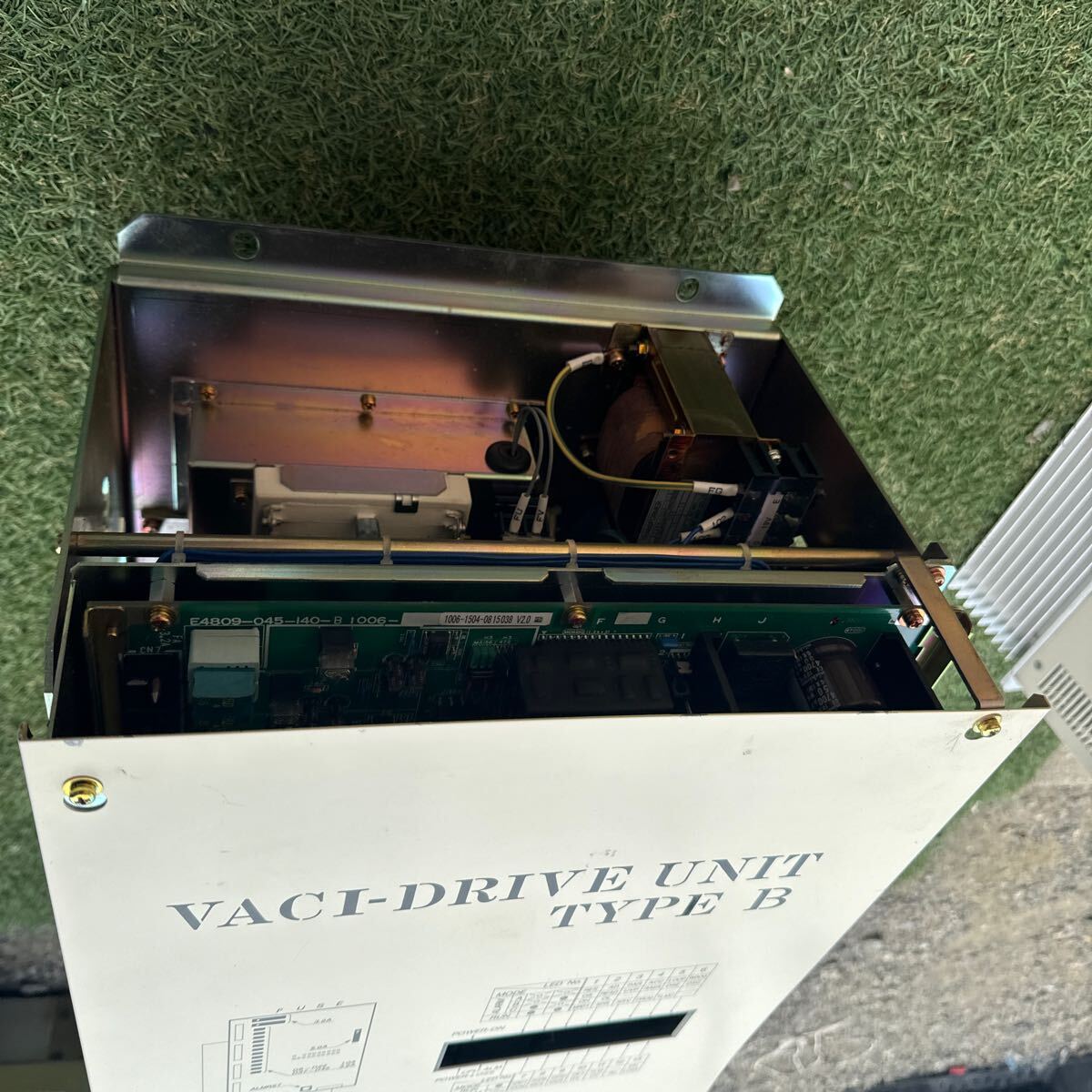 OKUMA VACI-DRIVE UNIT D11-B Motor [j1131033374]