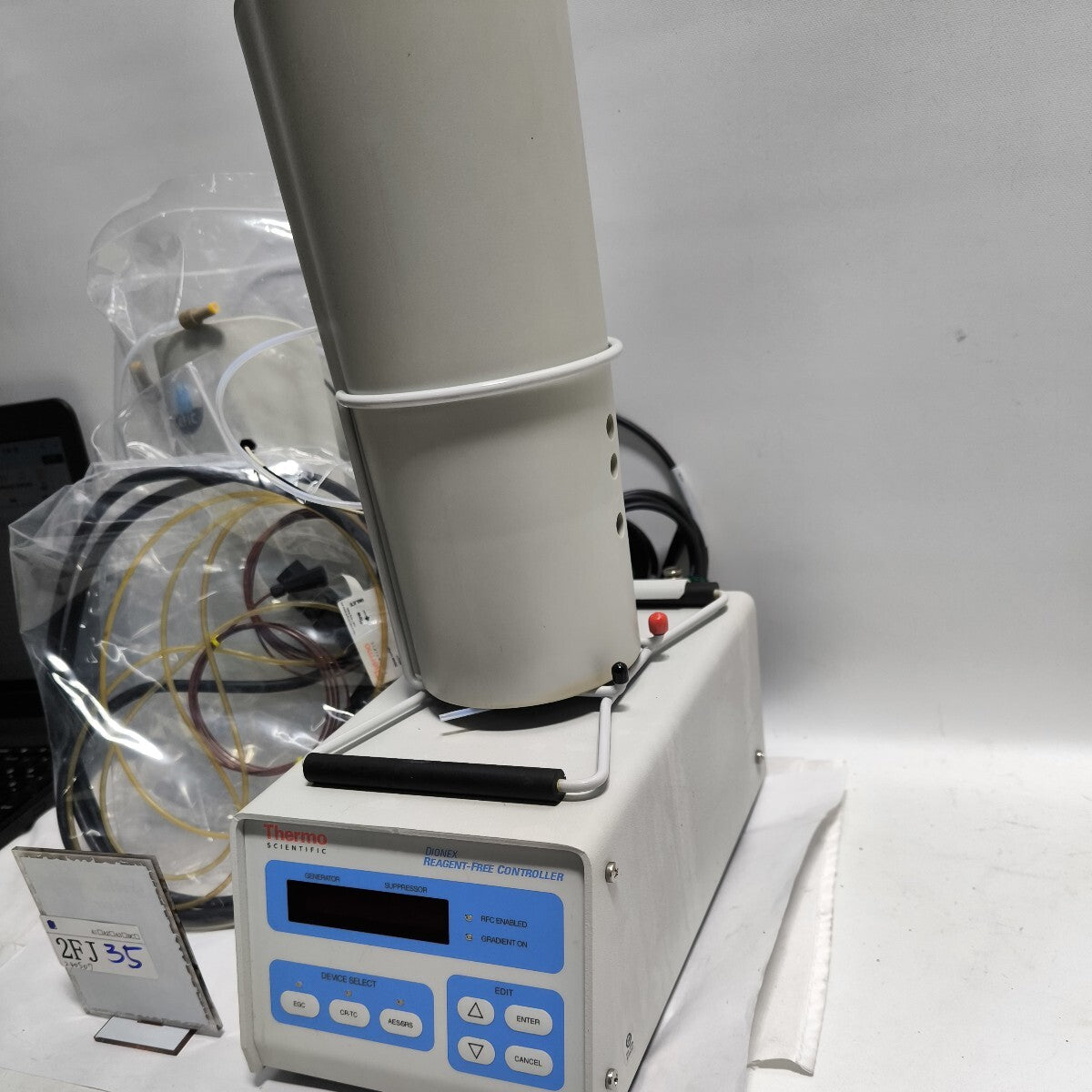 DIONEX RFC-10 Thermo Eluent Generator System [v1135474904]