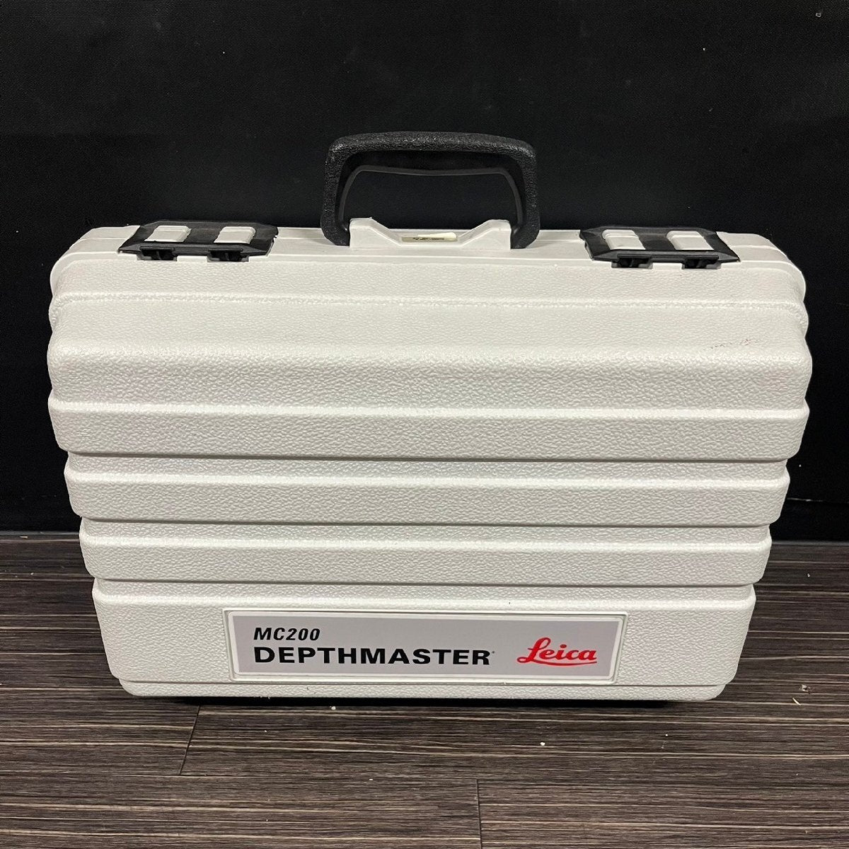 Leica DEPTHMASTER MC200 Depth Receiver for Heavy Machinery [c1141863587]