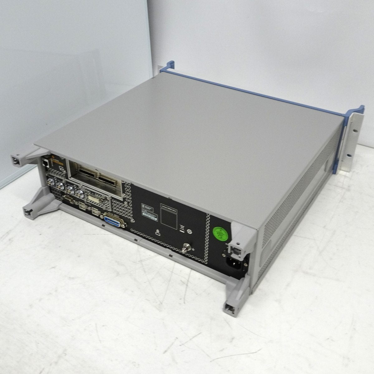 Rohde & Schwarz CMWC 1201.0002K55 CMW Controller (as-is) [w1142479044]