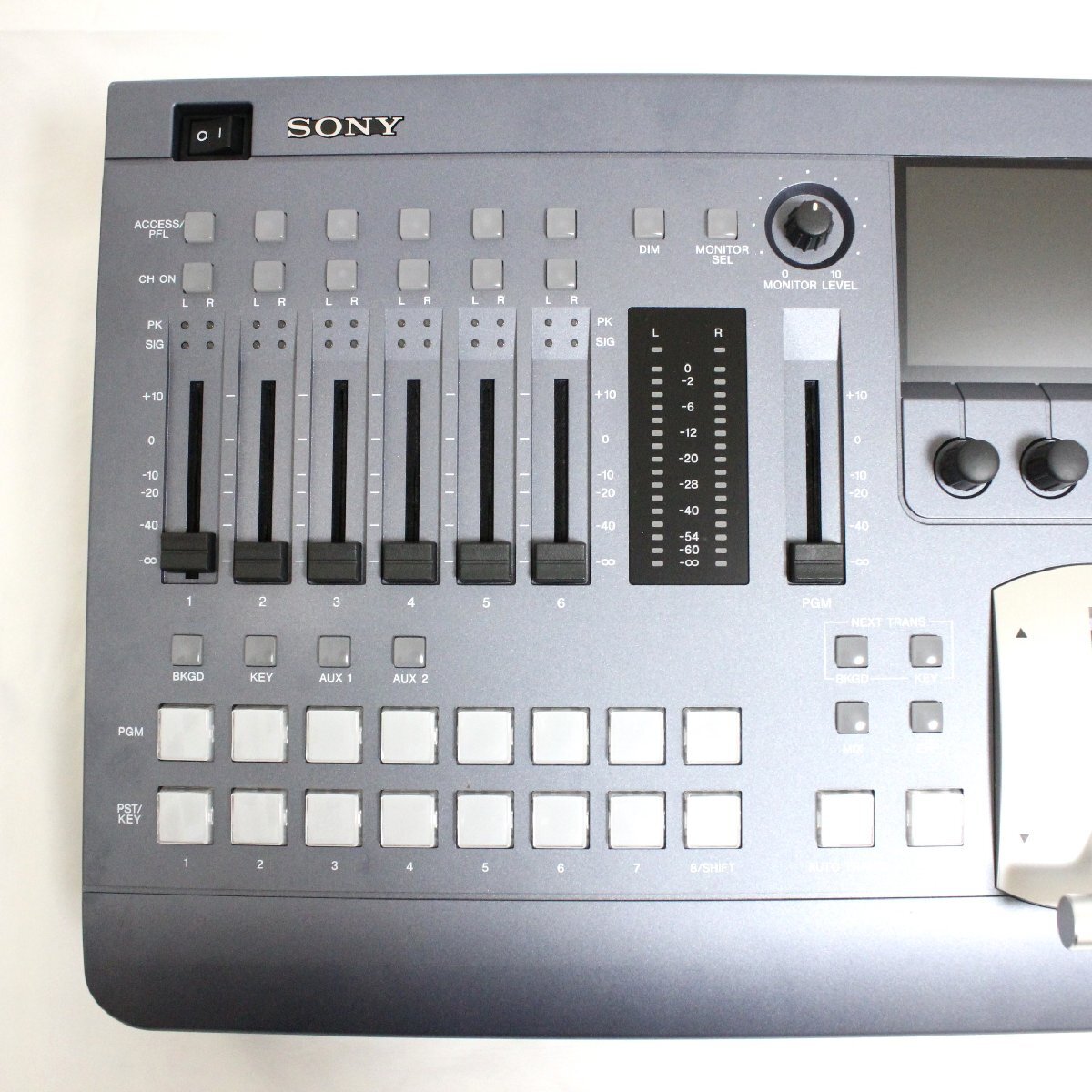 SONY MCS-8M Multi-format Compact Switcher [w1153773982]