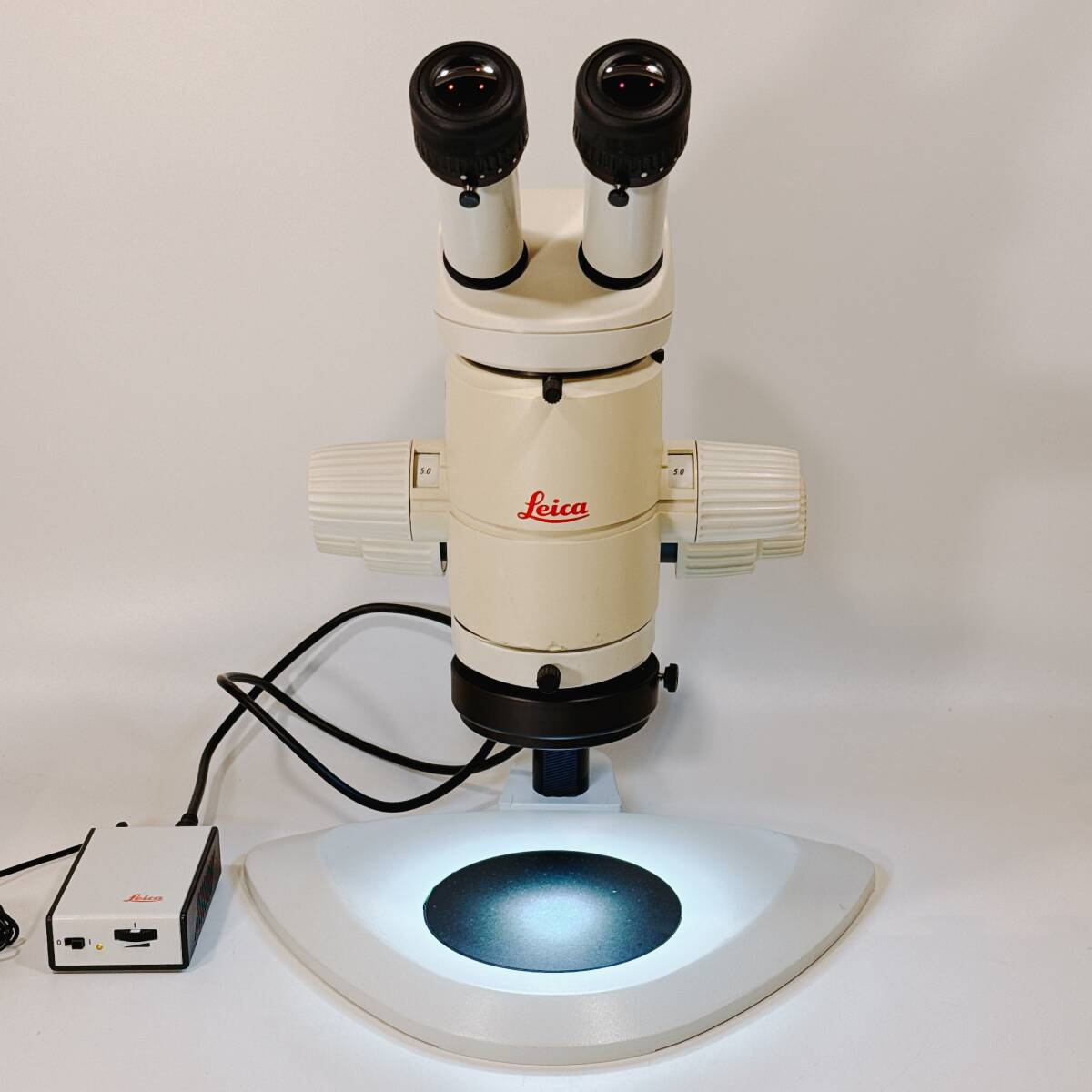 Leica MZ8 Stereo Microscope with LED Lighting [o1155699845]