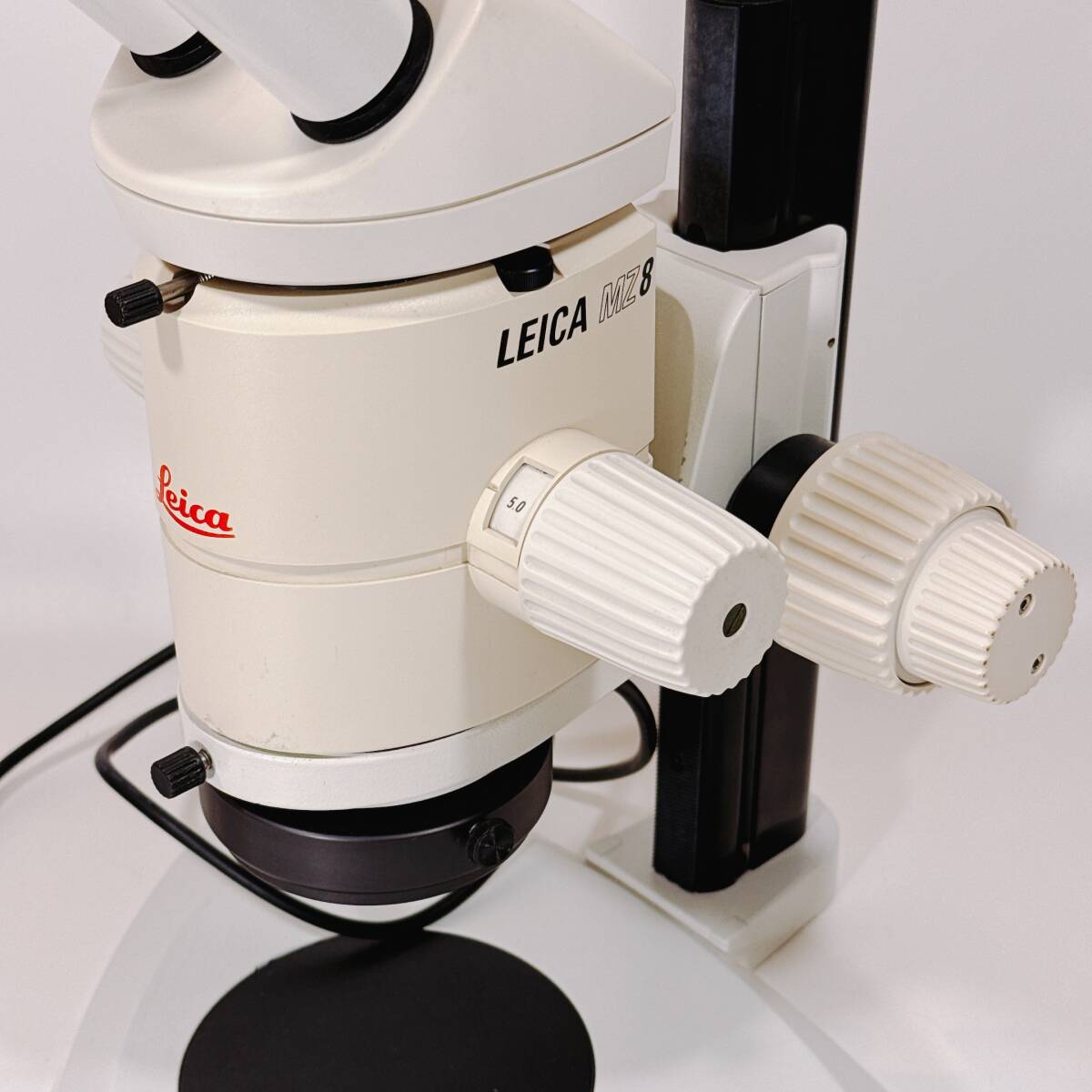 Leica MZ8 Stereo Microscope with LED Lighting [o1155699845]