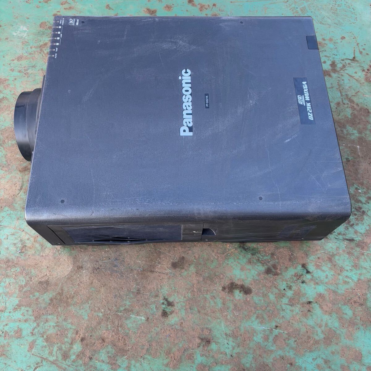 Panasonic PT-DZ21K DLP Projector 10600lm [f1165937140]