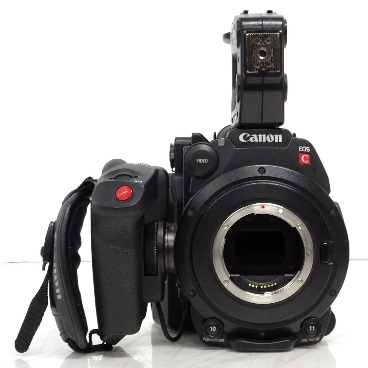 Canon EOS C200 Digital Cinema Camera Body EF Mount 105 Hours [k1169750470]