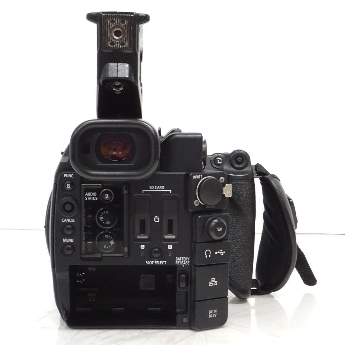 Canon EOS C200 Digital Cinema Camera Body EF Mount 105 Hours [k1169750470]