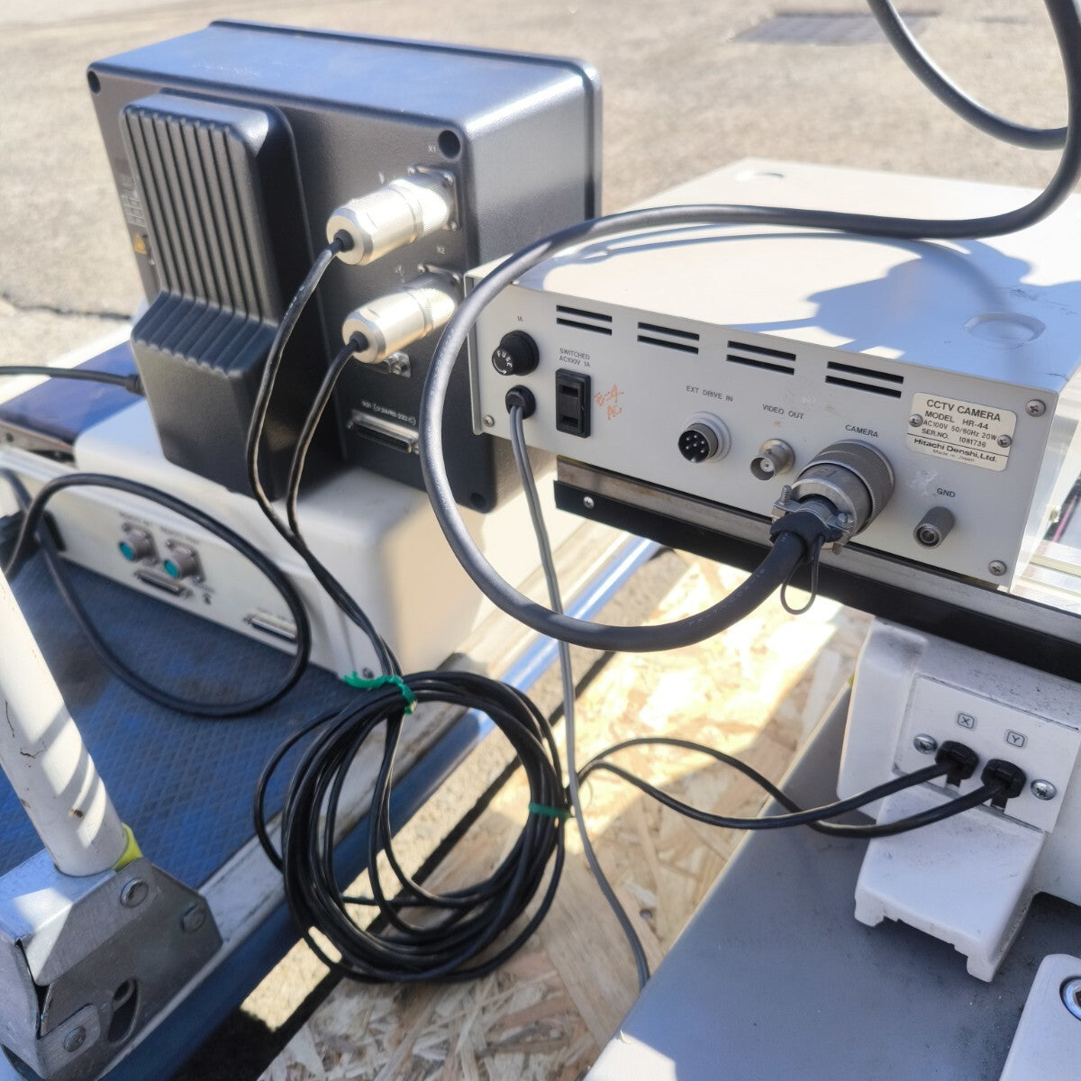 Topcon TUM-170EH Toolmakers Microscope with MU-1 Monitor Unit and HR-44 CCTV Unit (untested) [h1173388249]