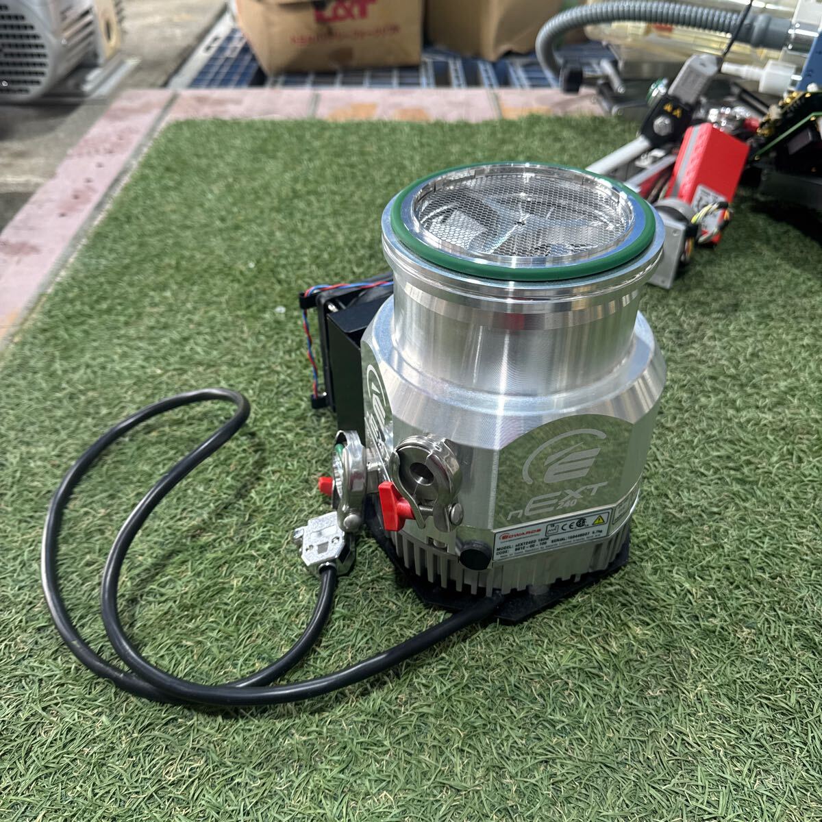 Edwards nEXT240D Turbo Molecular Pump 160W ISO-100 B812-00-100 [r1173992814]