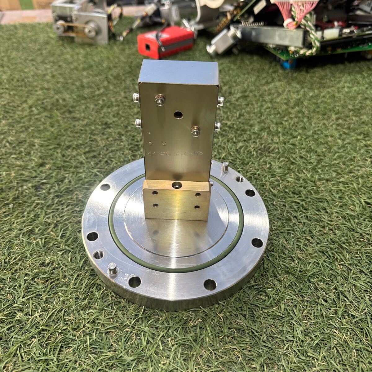bioMerieux Vitek MS Removed Parts [x1174010870]