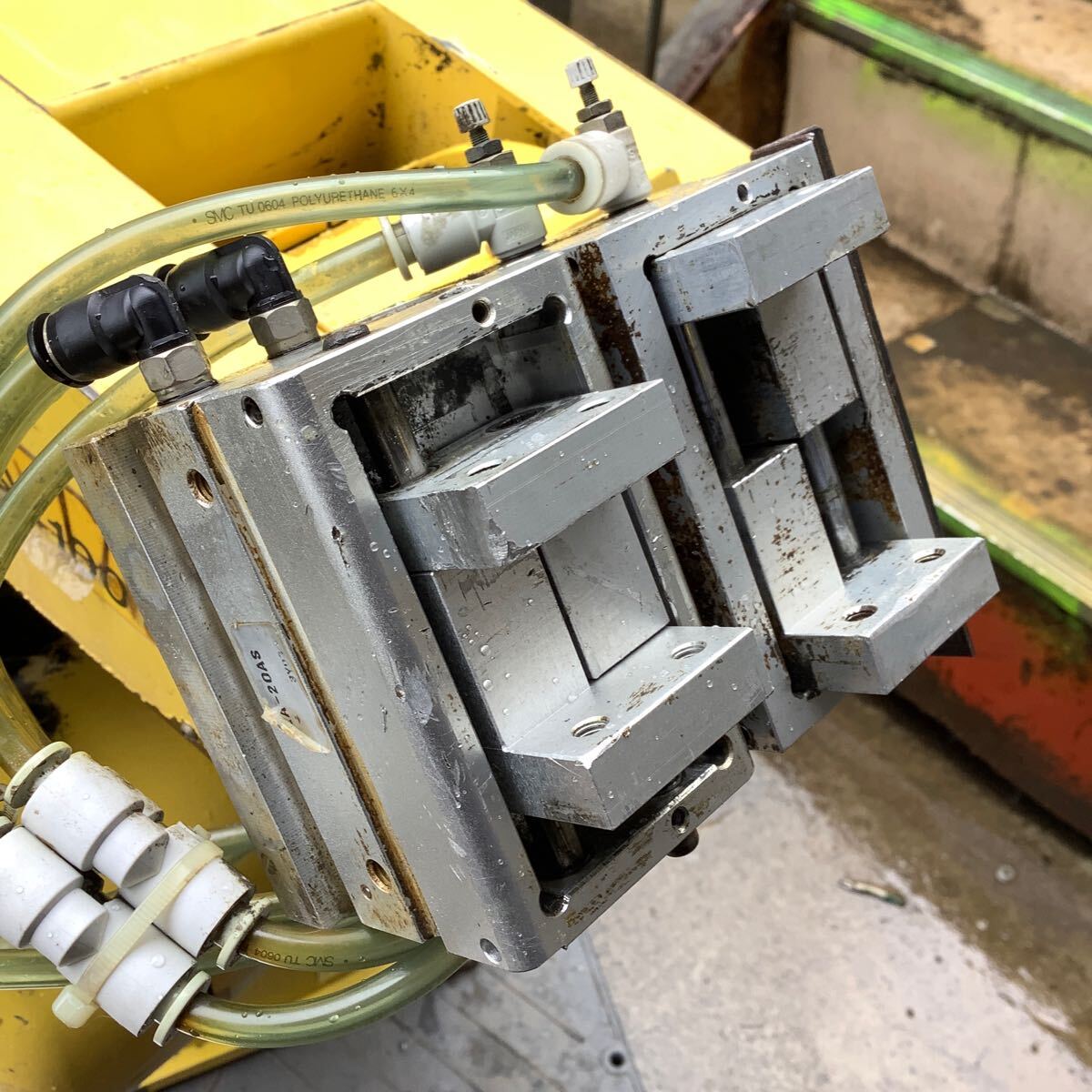 FANUC LR Mate 100i Robot 32kg Controller Not Included (as-is) [k1175544221]