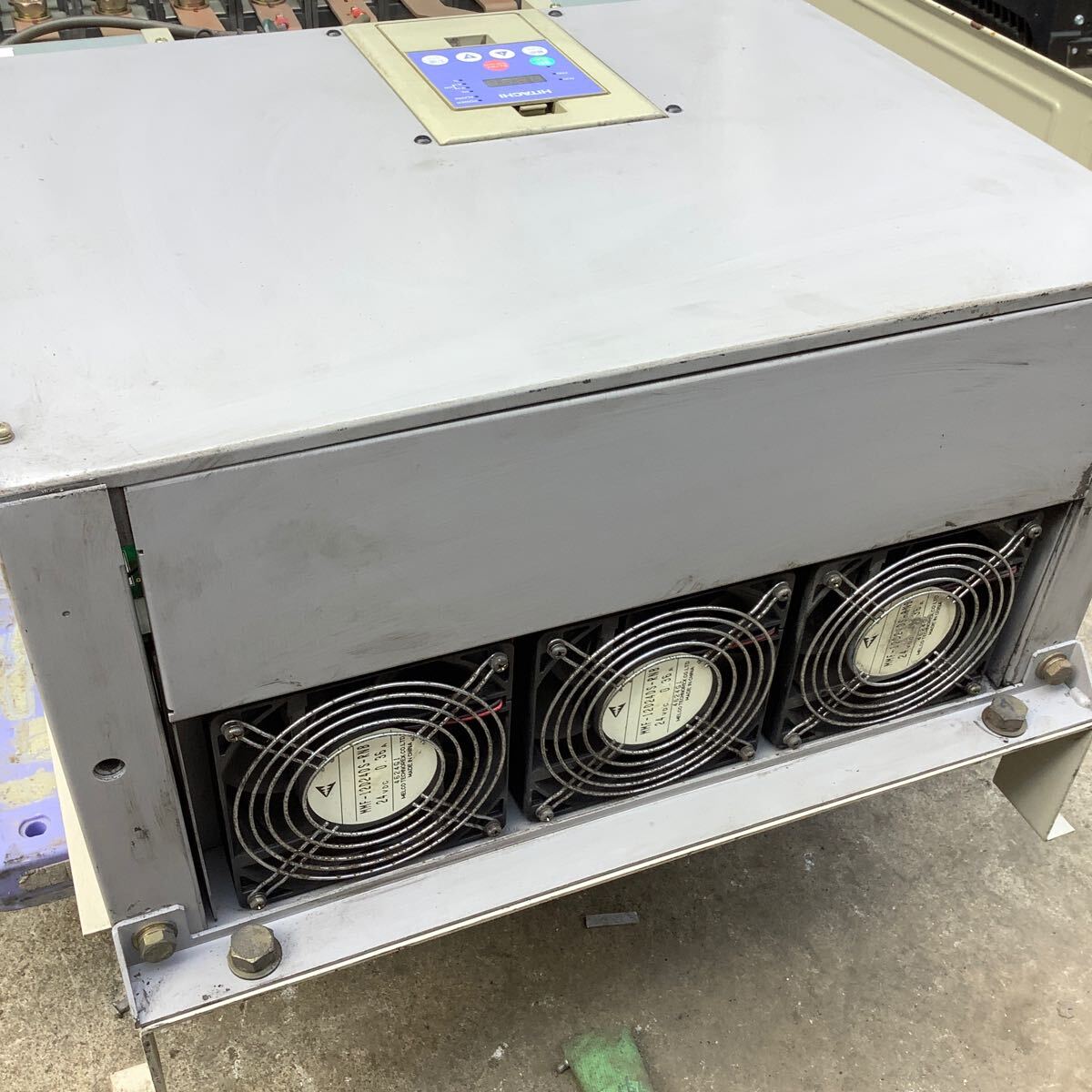 Hitachi SJ300-550LFKDT Inverter 55kw [w1177738397]