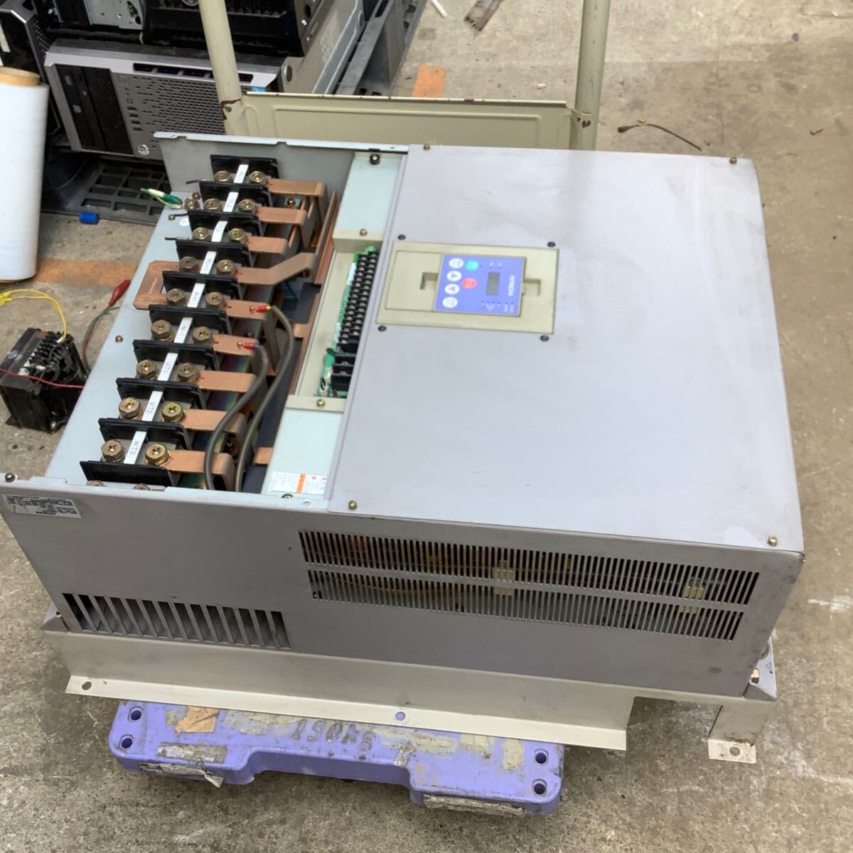 Hitachi SJ300-550LFKDT Inverter 55kw Industrial Equipment [w1177738397]