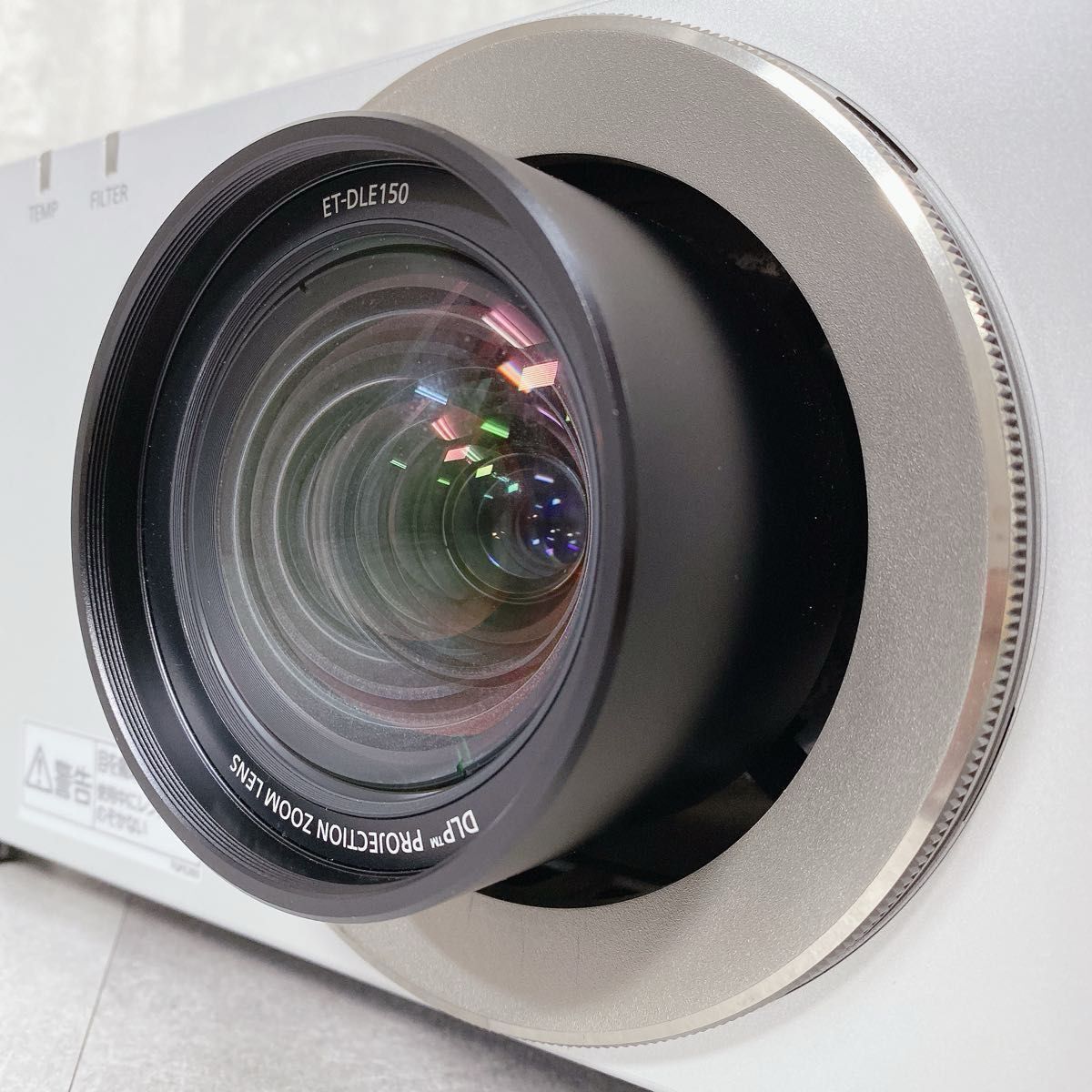 Panasonic PT-D6000S Projector DLP 6500 Lumens 217 Hours Lamp Time [x1178530549]