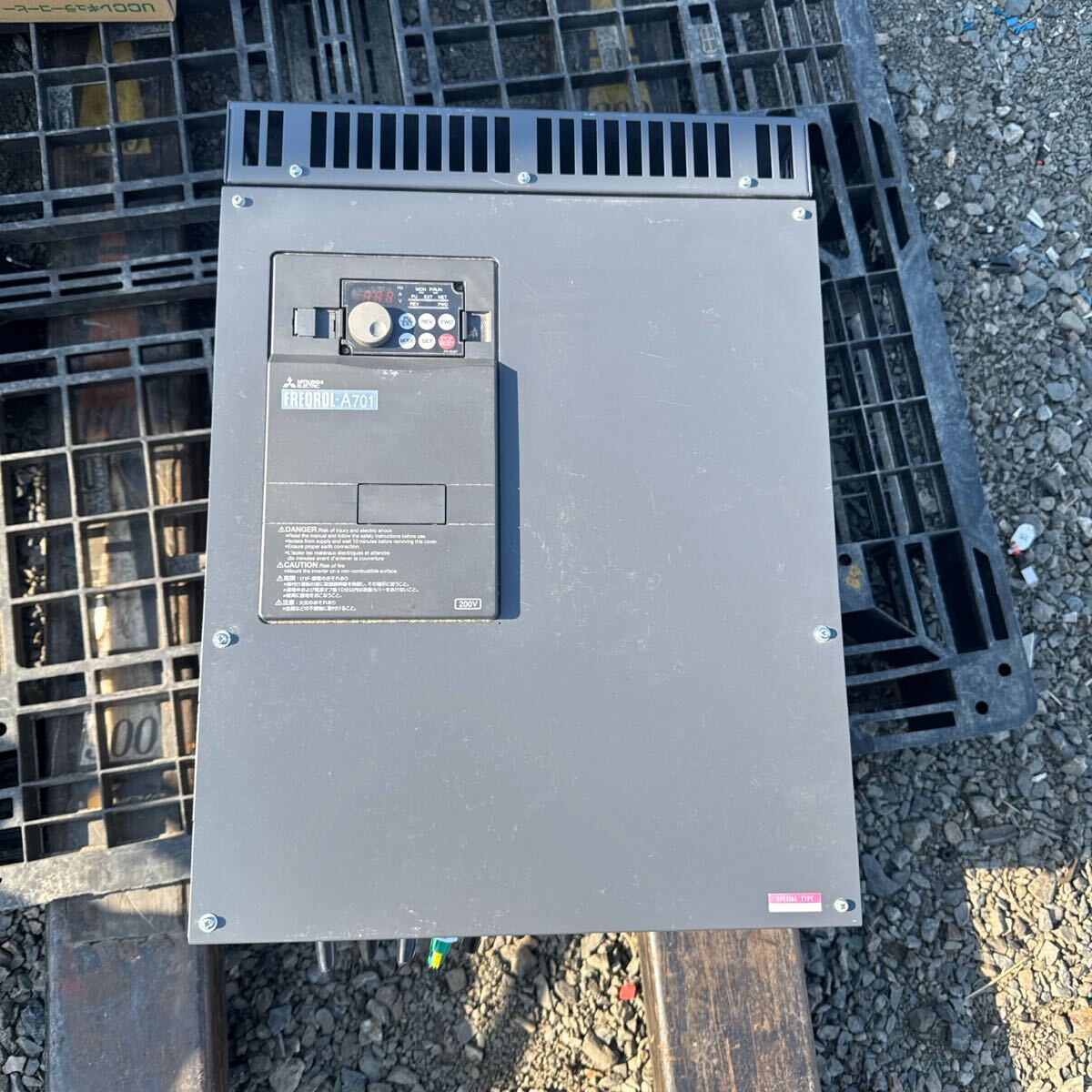 Mitsubishi Electric FR-A721-22K-26 FREQROL-A701 [w1180031039]