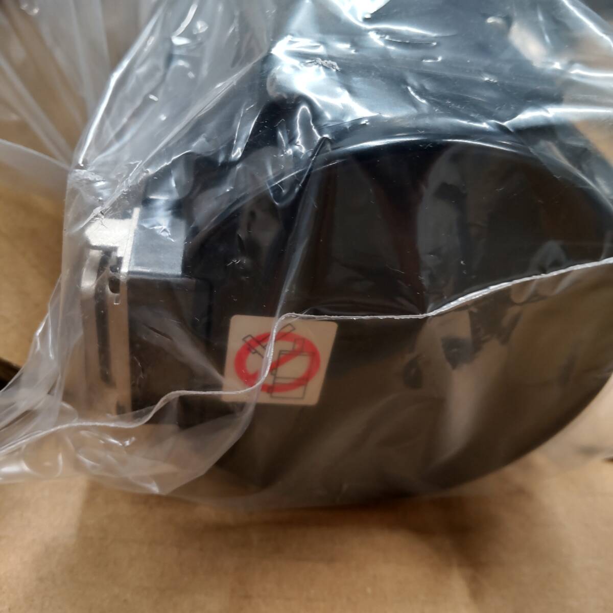 Mitsubishi HK-KT203WB Servo Motor Low Inertia Small Capacity 2.0 kW Electromagnetic Brake [s1182427428]