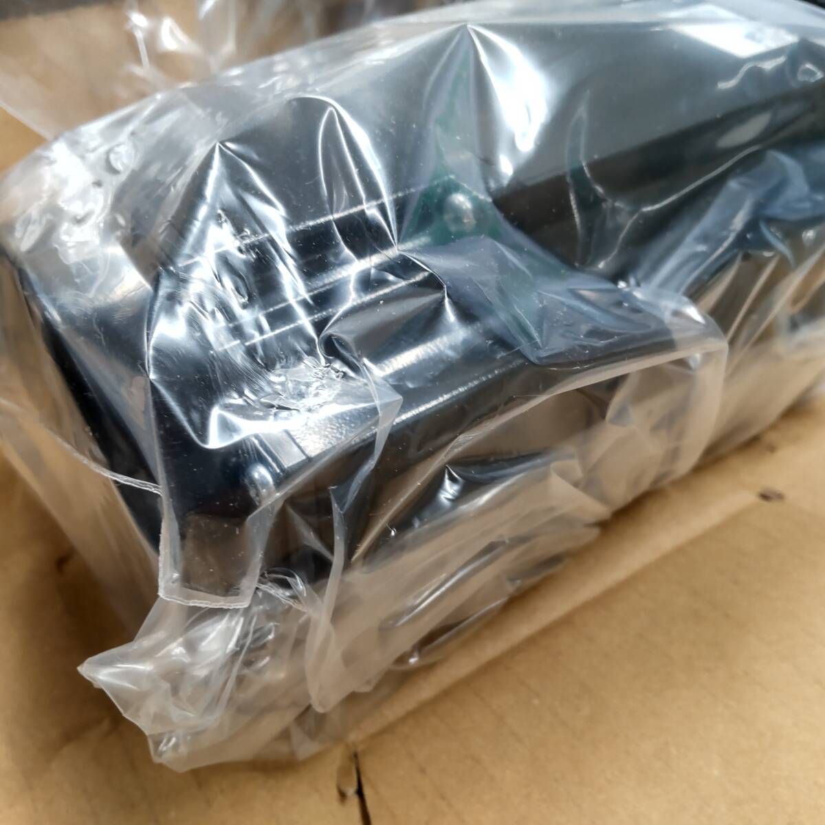 Mitsubishi HK-KT203WB Servo Motor Low Inertia Small Capacity 3000 RPM 2.0 kW Electromagnetic Brake [s1182427428]