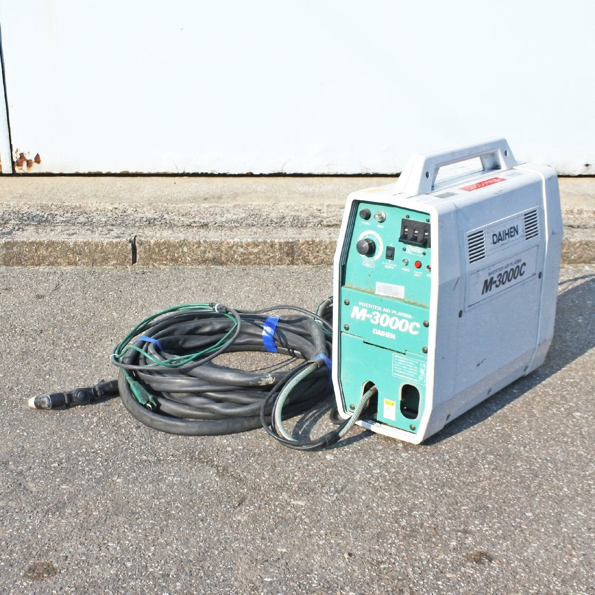 DAIHEN M-3000C Air Plasma Cutting Machine Inverter 200V 50/60Hz [l1184004280]