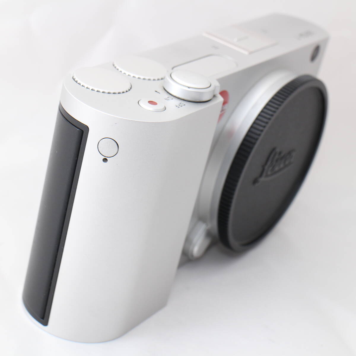 ☆Good condition☆ Leica mirrorless single lens Leica T Typ 701 body silver 16.3 million pixels 18181 #3586 [l1185518525]