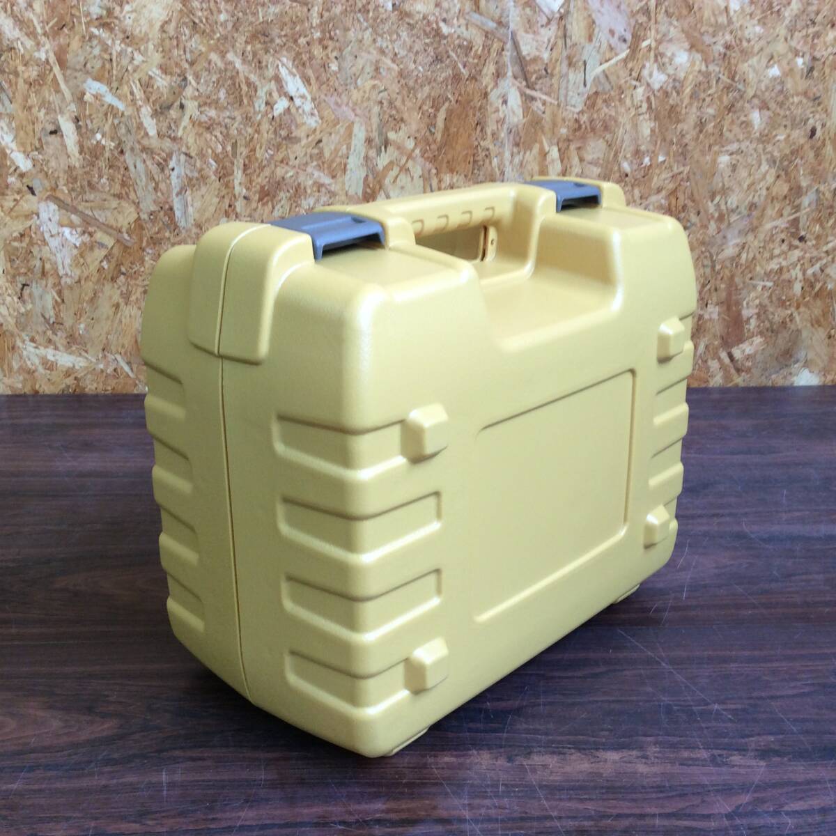 TOPCON RL-H5A Rotating Laser Receiver LS-100D with Tripod [u1190193857]