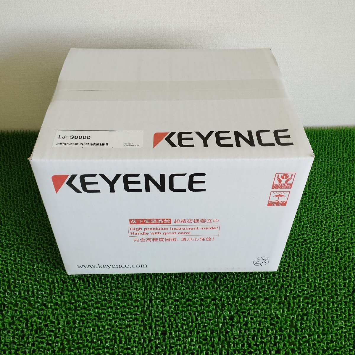 Keyence LJ-S8000 3D Sensor with LJ-S040 (open box) [p1190328282]