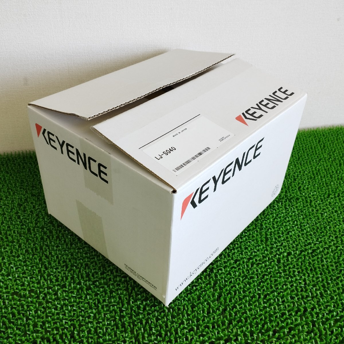 Keyence LJ-S8000 3D Sensor with LJ-S040 (open box) [p1190328282]