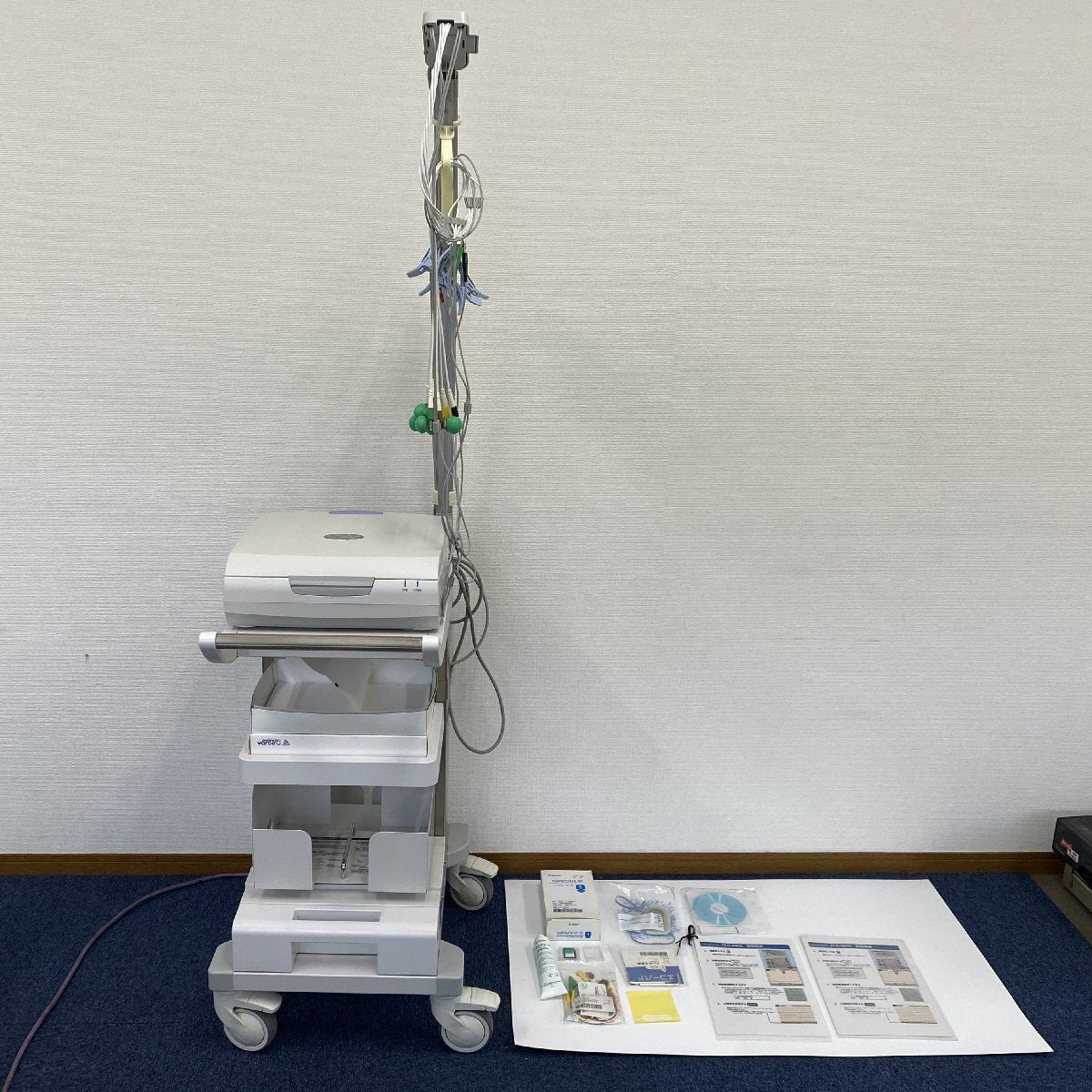 Fukuda Denshi Cardimax FCP-8800 Electrocardiograph [q1190354333]