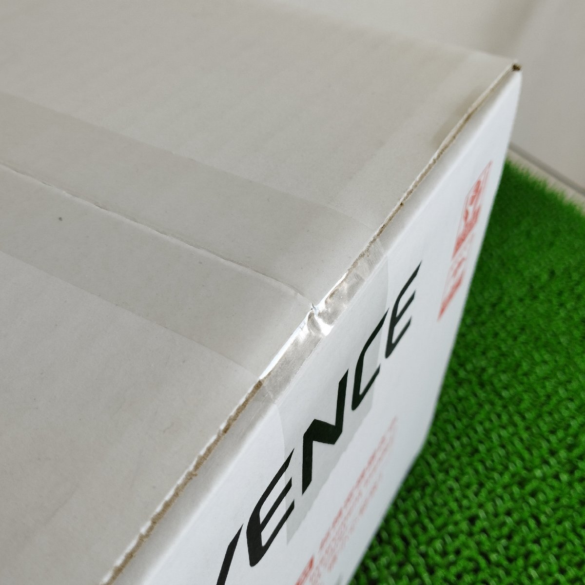 Keyence LJ-S8000 3D Sensor with LJ-S040 (open box) [1192072365]