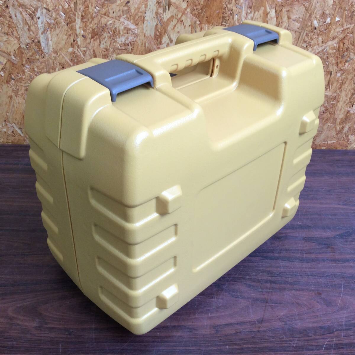 TOPCON RL-H5A Rotating Laser Receiver LS-100D with Tripod [s1192213705]