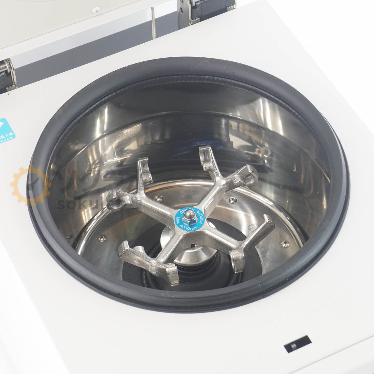 KUBOTA RS-240 Tabletop Cooling Centrifuge [k1192619848]