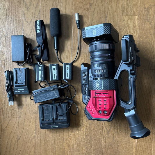 Panasonic AG-DVX200 4K Camcorder [g1193088309]