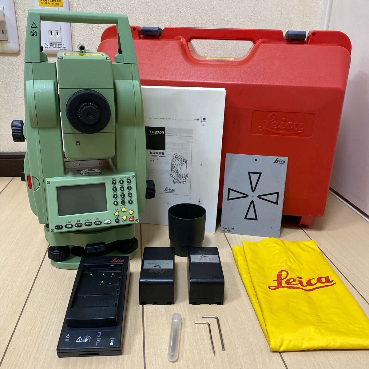 Leica TCR705auto Total Station [t1193167746]