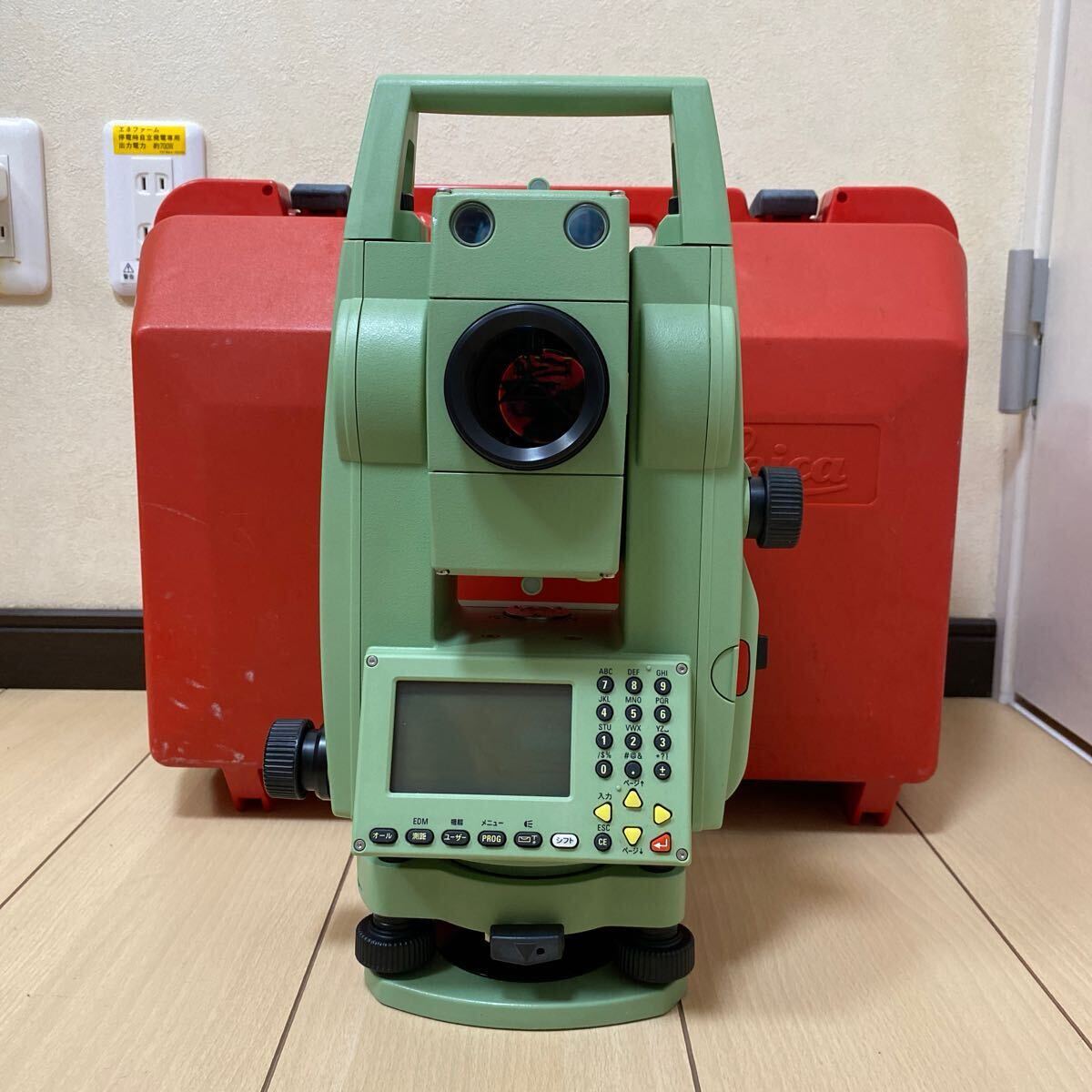 Leica TCR705auto Total Station [t1193167746]