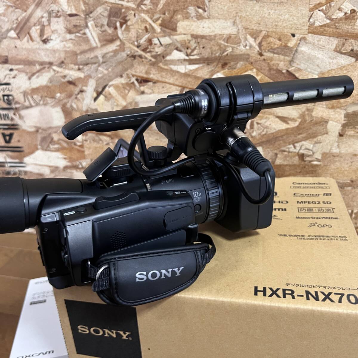 SONY HXR-NX70J HD Video Camera [q1193491700]