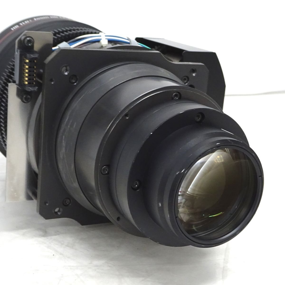 BARCO R9862040 Zoom Lens for DLP Projector [1194717575]