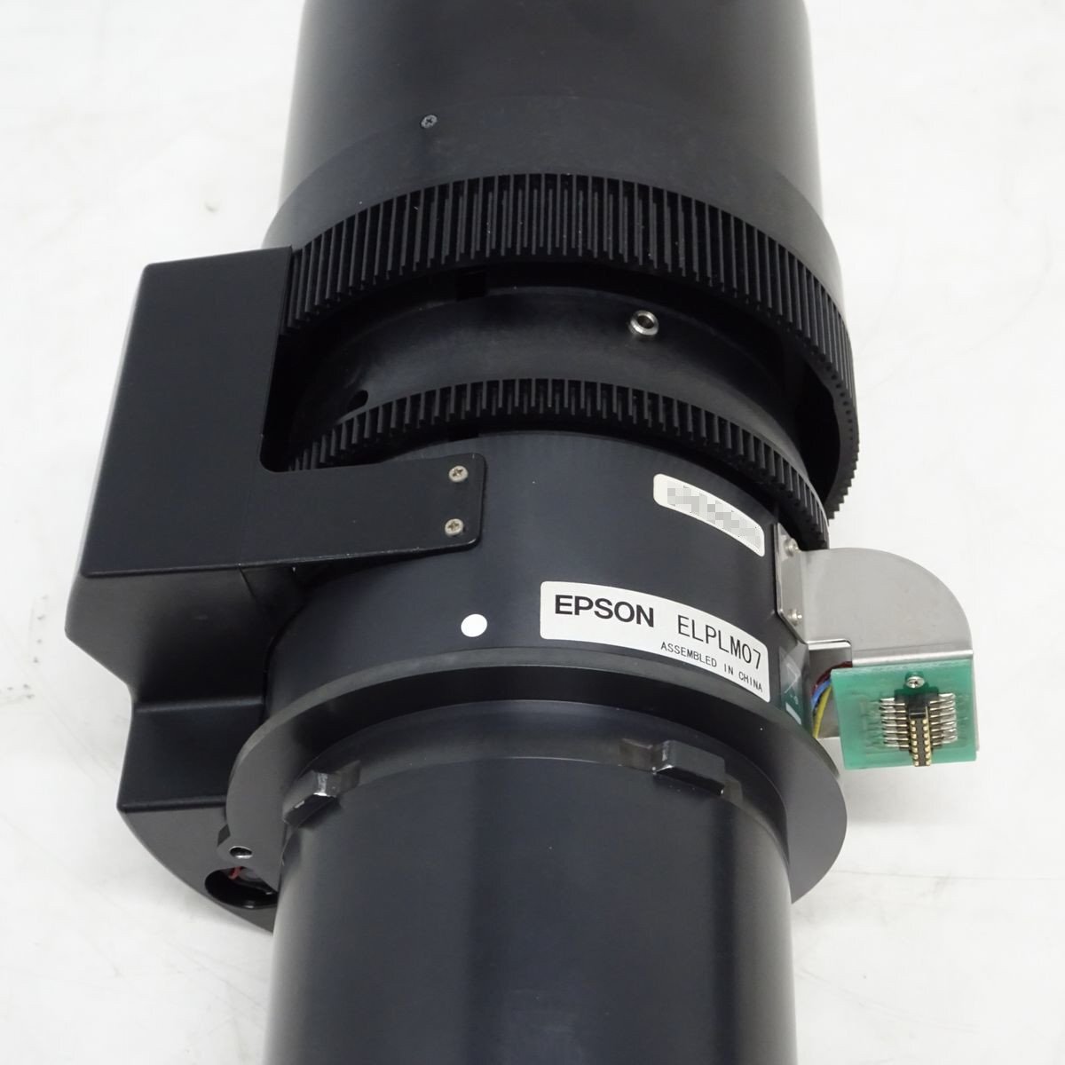 EPSON ELPLM07 Medium Focus Zoom Lens for EB-Z10005U Z10005 Z8455WU Projectors [s1195339763]