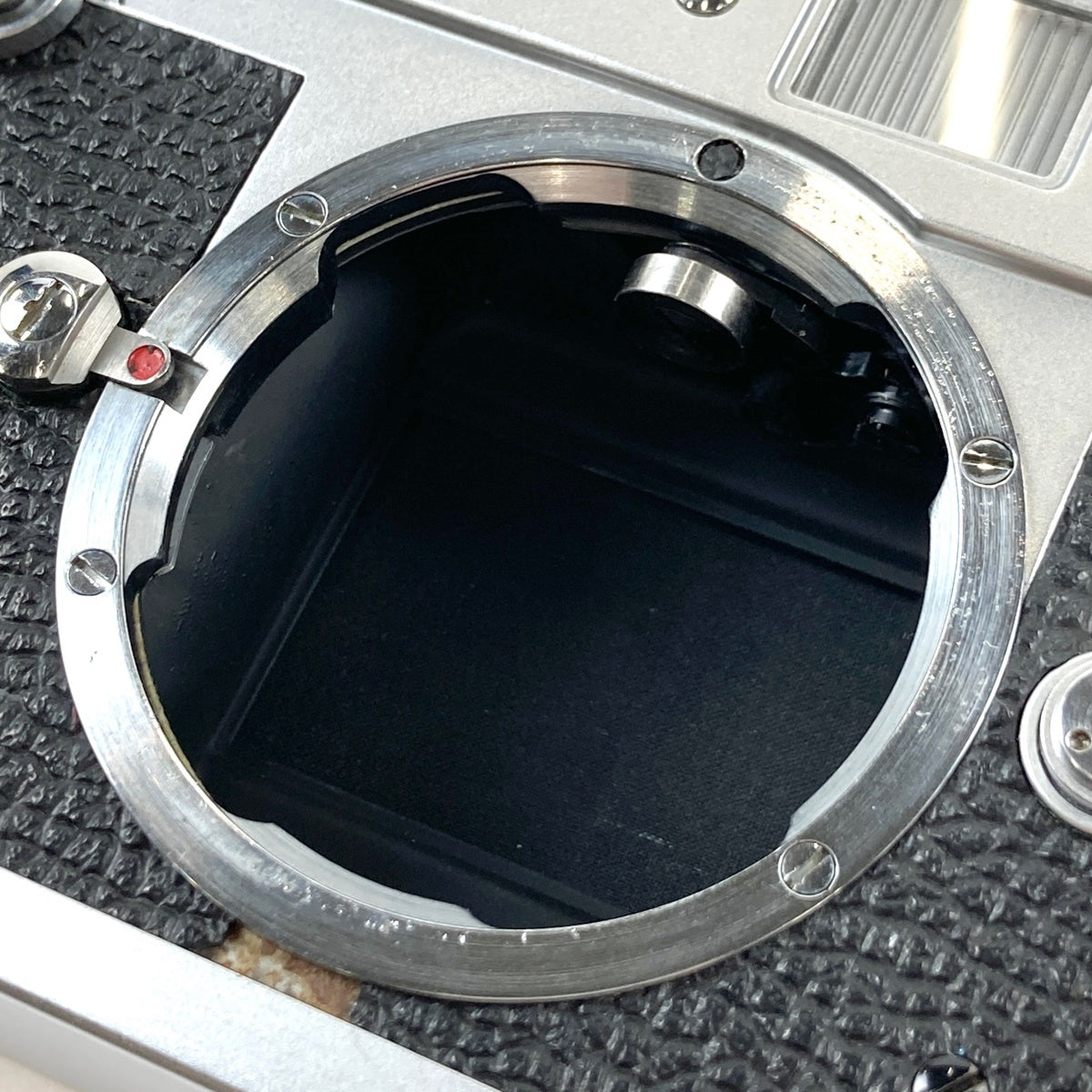 Leica M2 Body Film Rangefinder Camera [w1196166271]