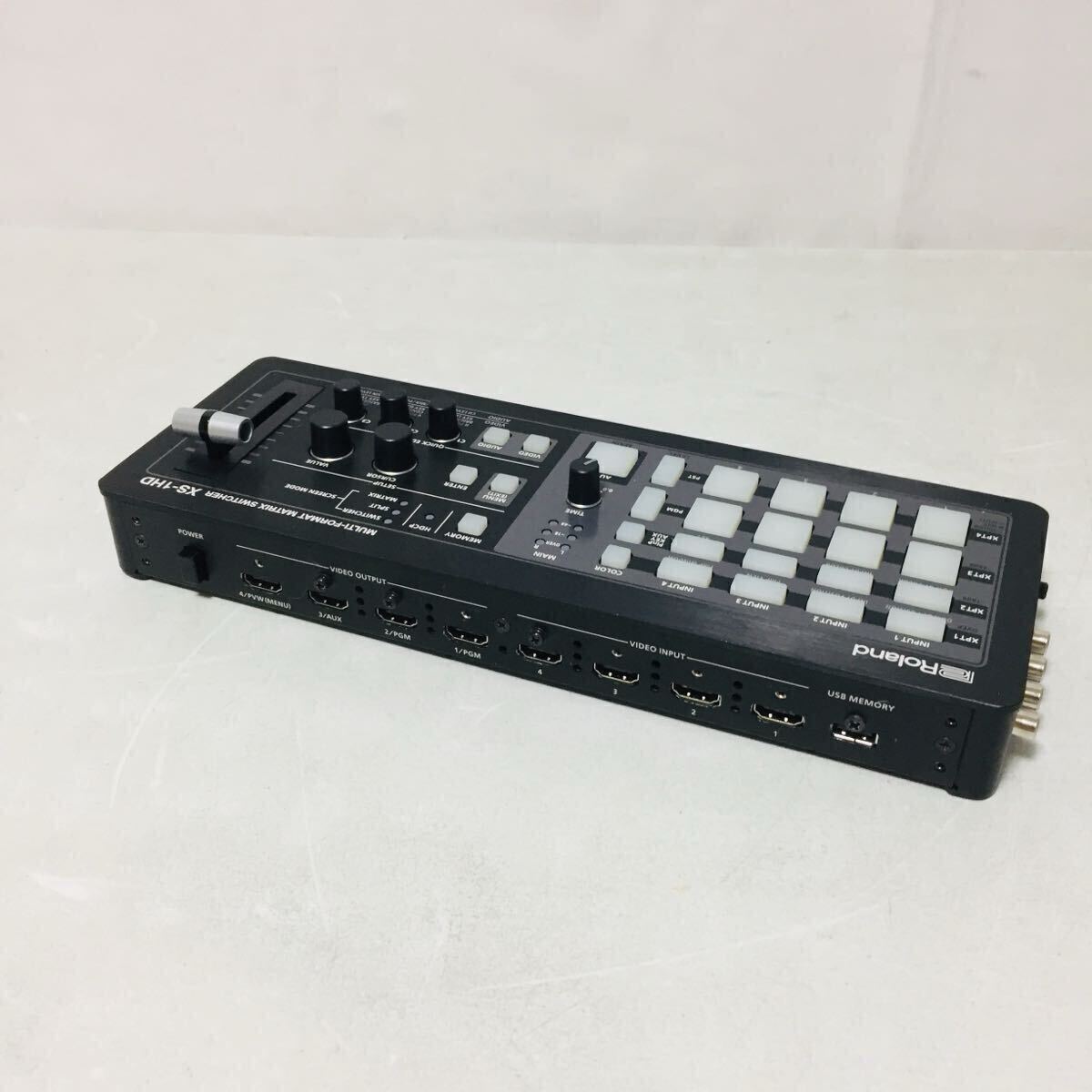Roland XS-1HD Matrix Switcher [x1196376176]