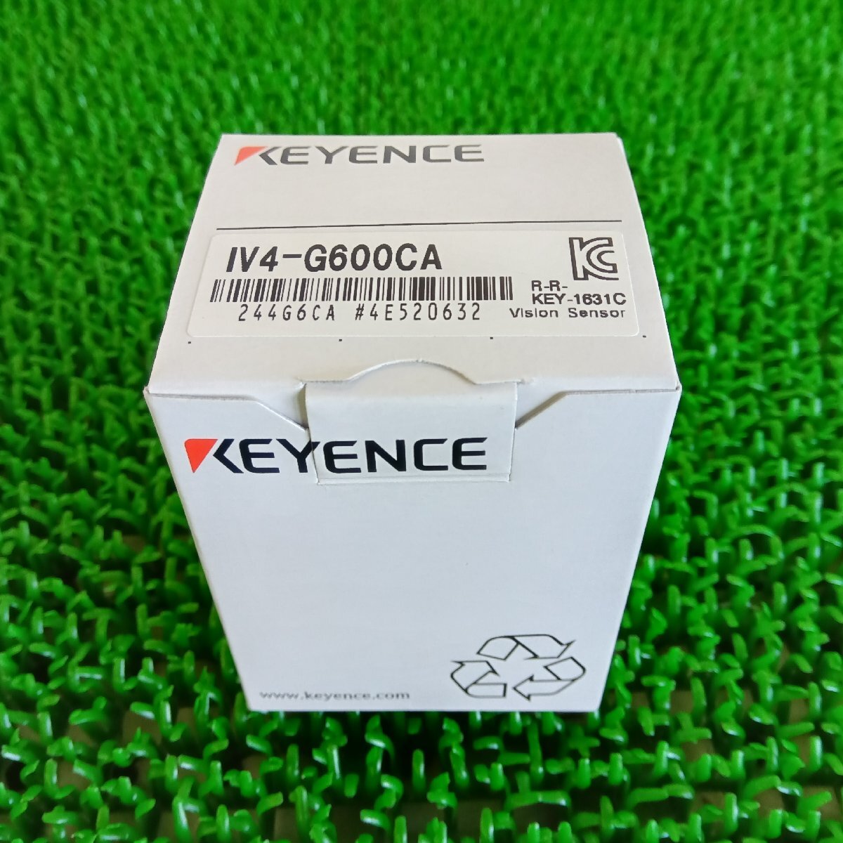 Keyence IV4-G600CA Ultra-Small Sensor Head [n1197143528]