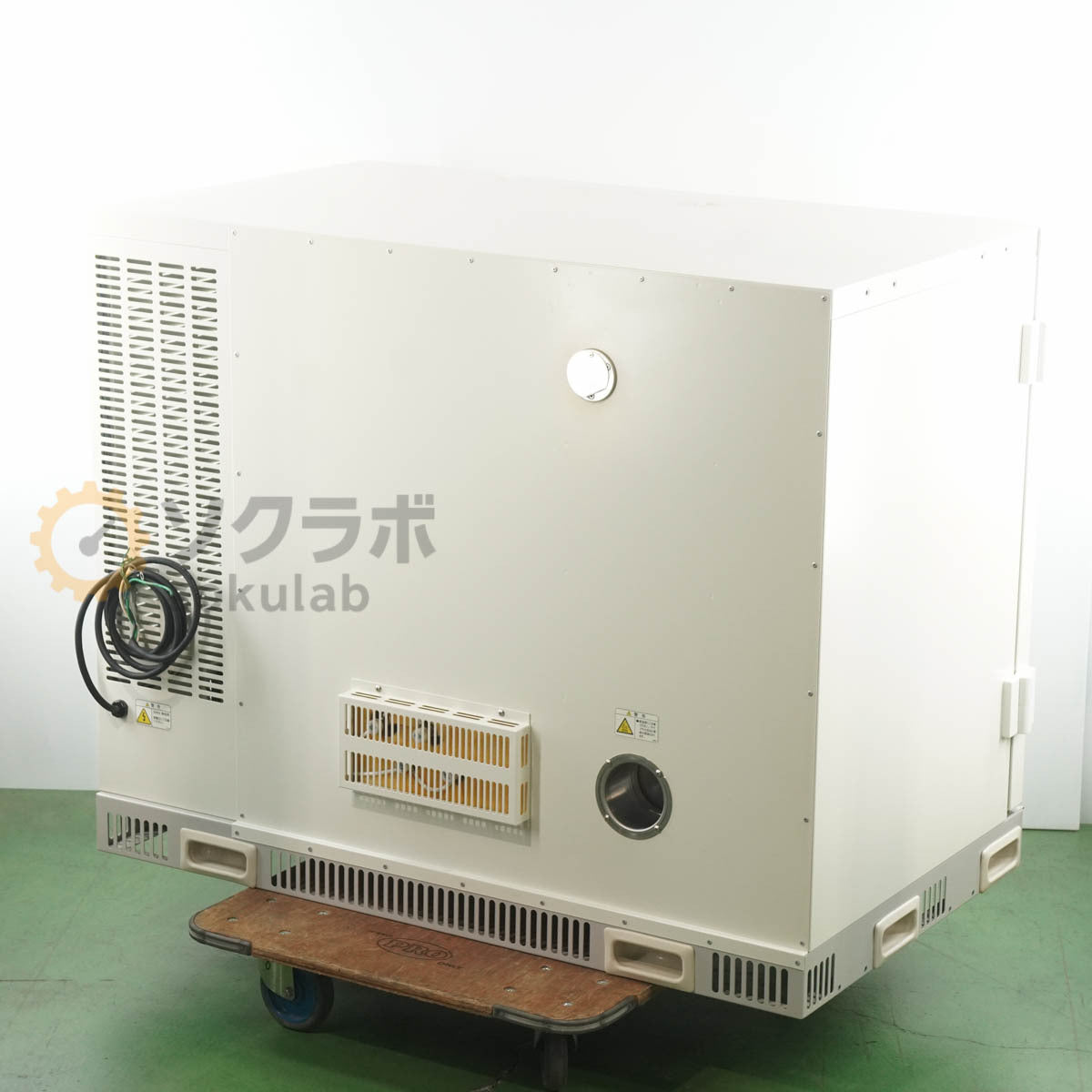 Yamato Science DF411 Fine Oven Room Temperature 10℃~260℃ Precision Thermostat Single Phase 200V [s1199090103]