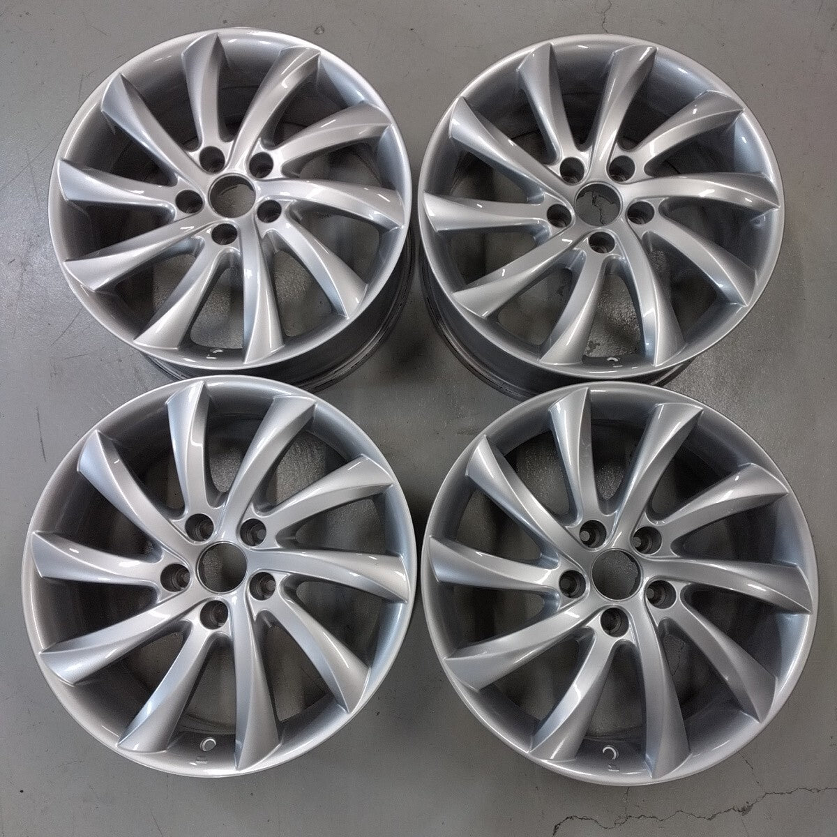 ALFAROMEO Giulietta Competizione Winter Set 7.5J+41 110-5H QV Installation [h1198756997]